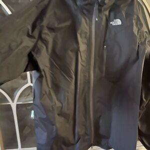 The North Face Black Raincoat Lightweight Weather-Resistant